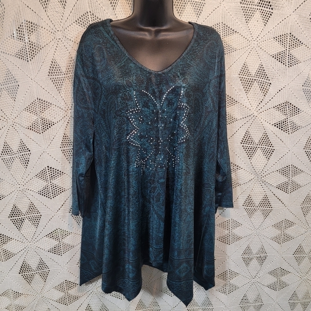 Exclusive one 2XL green and black blouse with embellishments.